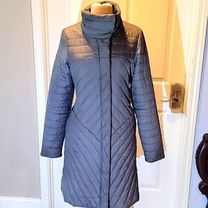 MERRELL COAT. SIZE Small